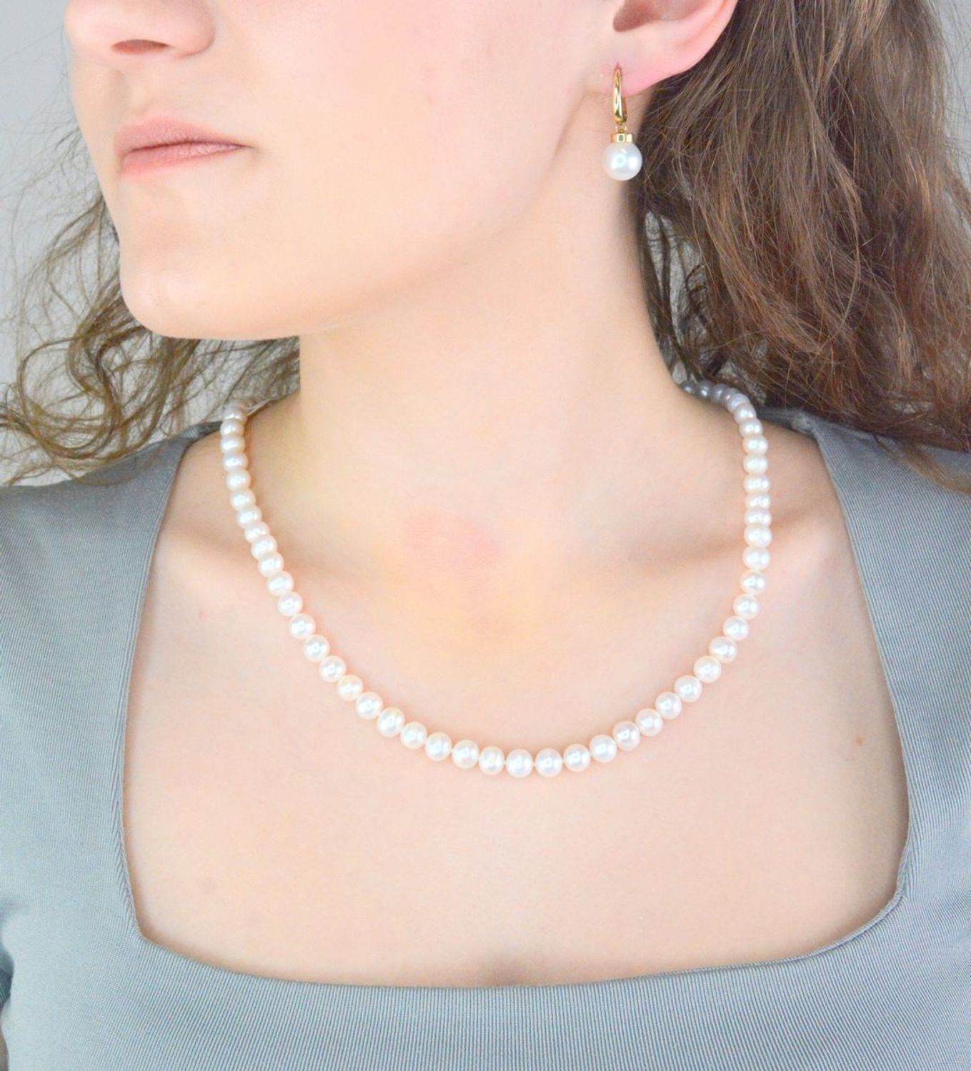 Naszyjnik damski złoty 585 Perły Hodowlane Słodkowodne z złotym zapięciem (1).jpg